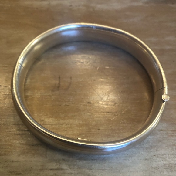 Sterling silver bangle bracelet - Picture 3 of 3